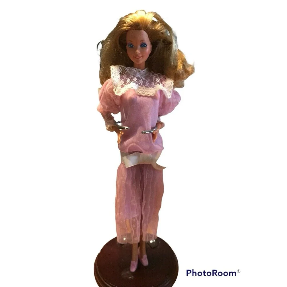 Barbie Heart Family Mom Doll  Vintage 1979 Mattel original dress